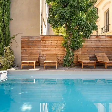 Dom wakacyjny Discovery A With A Swimming Pool That Reveals Its Charm