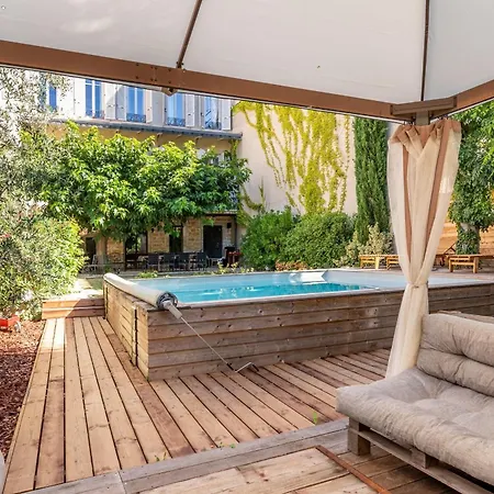Discovery A With A Swimming Pool That Reveals Its Charm Lyon