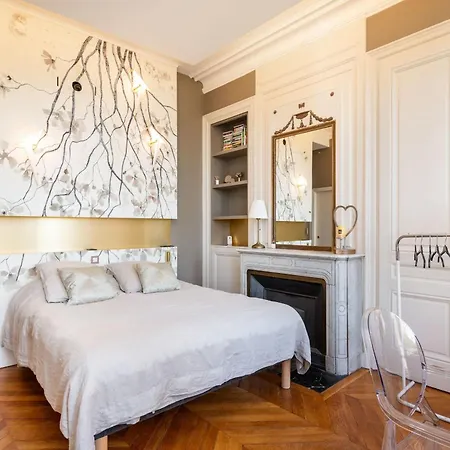 Discovery - A With A Swimming Pool That Reveals Its Charm