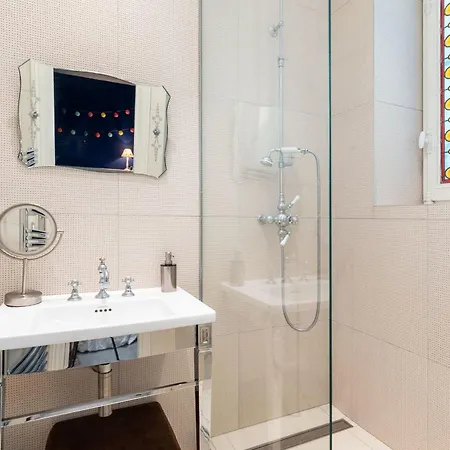 Discovery - A With A Swimming Pool That Reveals Its Charm Feriehus *